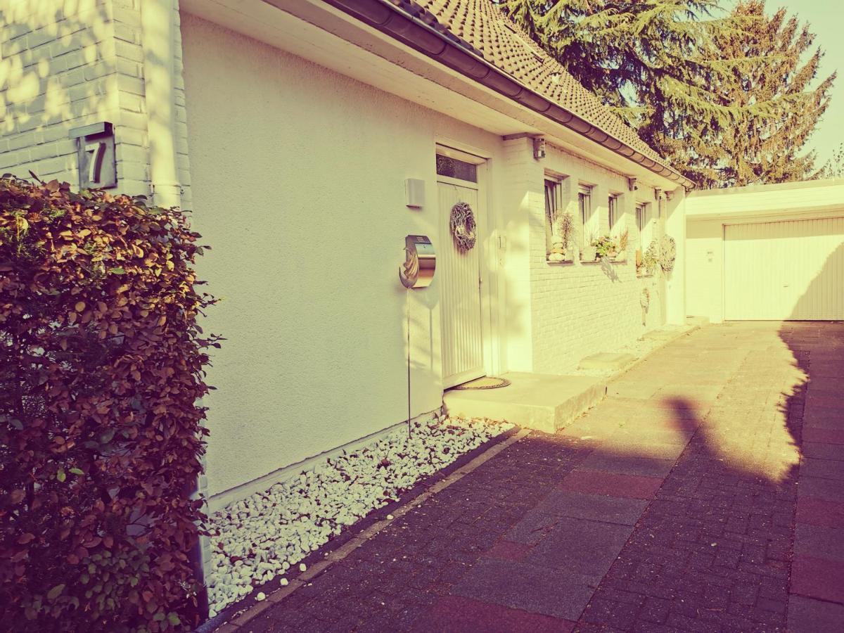 "Maison Blanche" - Das Gemuetliche Garten-Apartment Zwischen Koeln Und Duesseldorf グレーヴェンブロイヒ エクステリア 写真