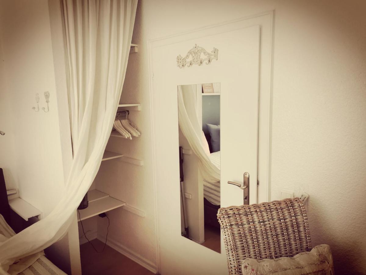 "Maison Blanche" - Das Gemuetliche Garten-Apartment Zwischen Koeln Und Duesseldorf グレーヴェンブロイヒ エクステリア 写真