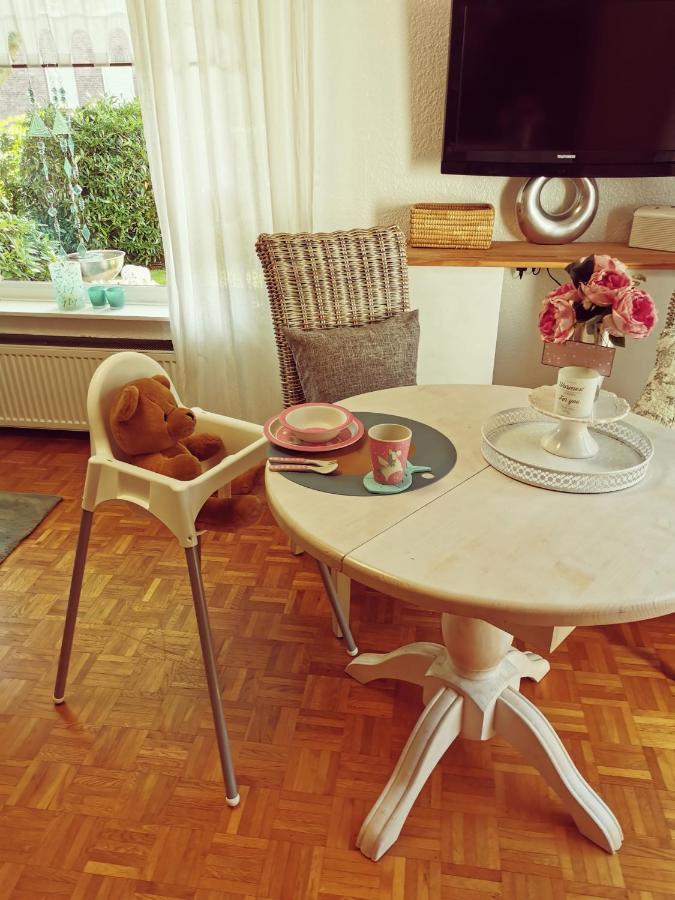 "Maison Blanche" - Das Gemuetliche Garten-Apartment Zwischen Koeln Und Duesseldorf グレーヴェンブロイヒ エクステリア 写真